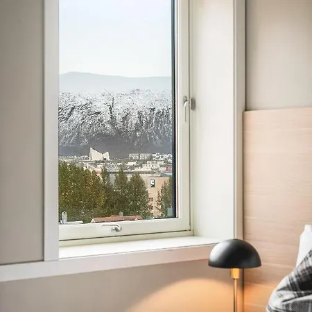 Enter St Elisabeth & Tromso