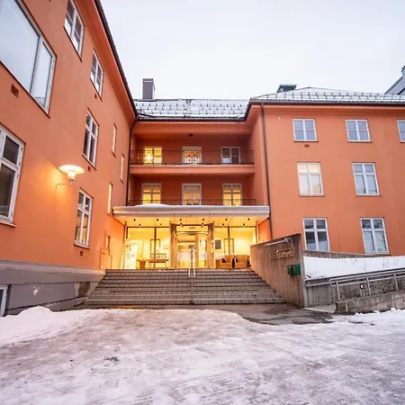 Enter St Elisabeth & מלון