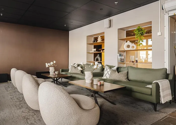 Enter St Elisabeth & Hotel Tromsø