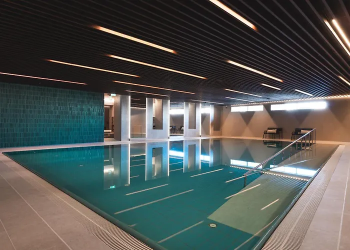 Enter St Elisabeth & 4*