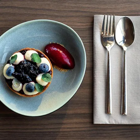 Szálloda Enter St Elisabeth & 4*